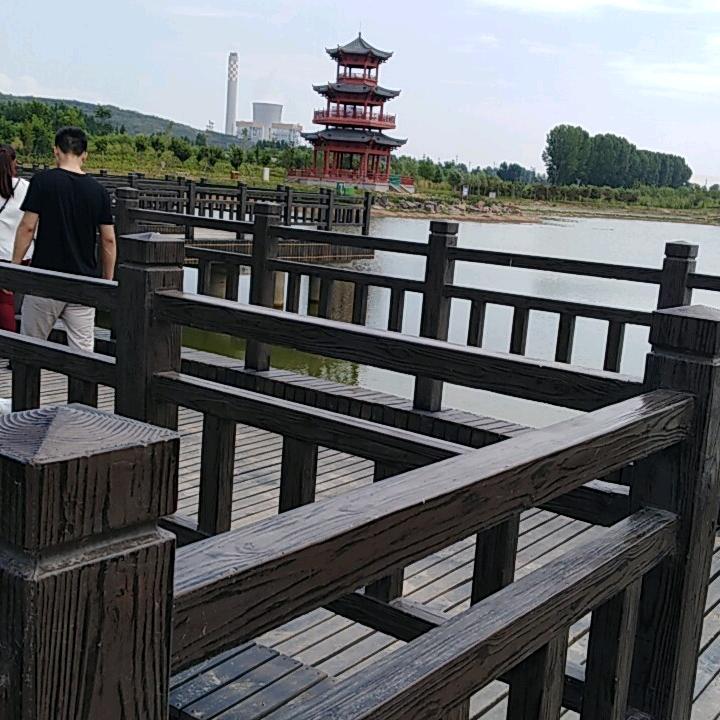 小山村