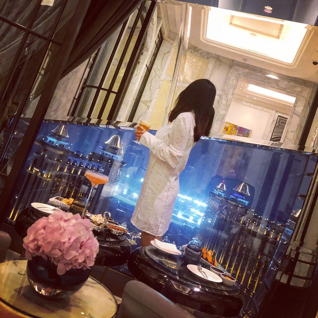 潼潼潼婶子