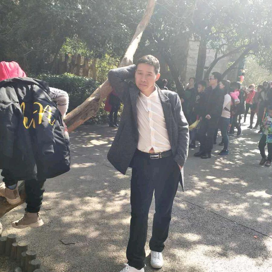 贵州忠鑫建筑装饰有限公司