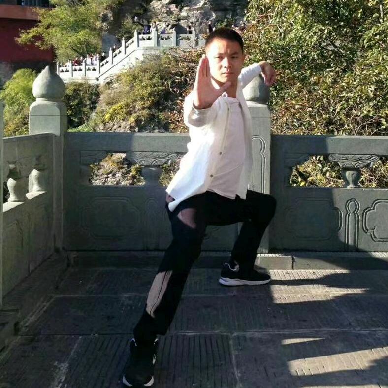 锋驰天下
