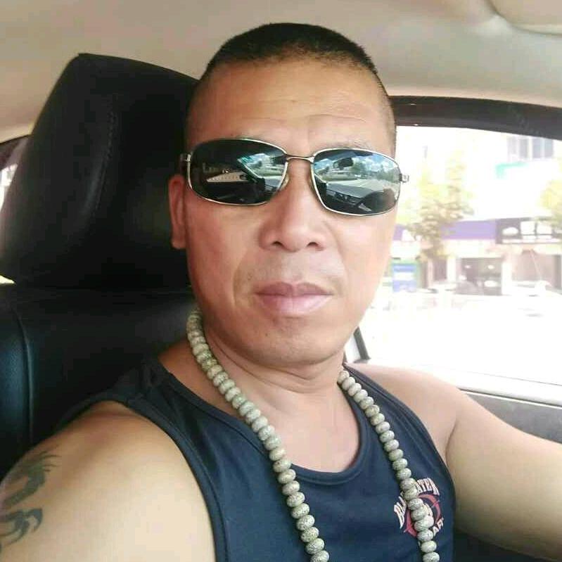 老毛叔霹雳舞5 8岁