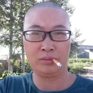 孟   伟   鲜鱼  配送