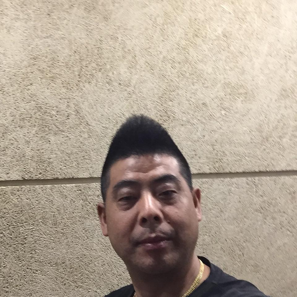 一个会唱歌的二人转阿海