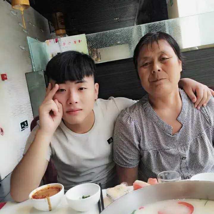 暴躁凯凯玩车