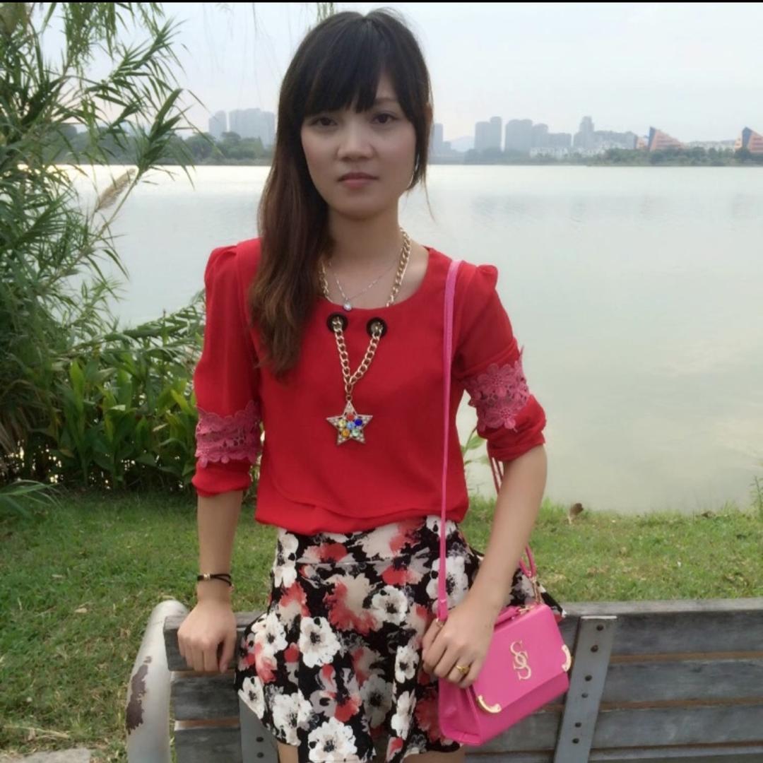 丽丽