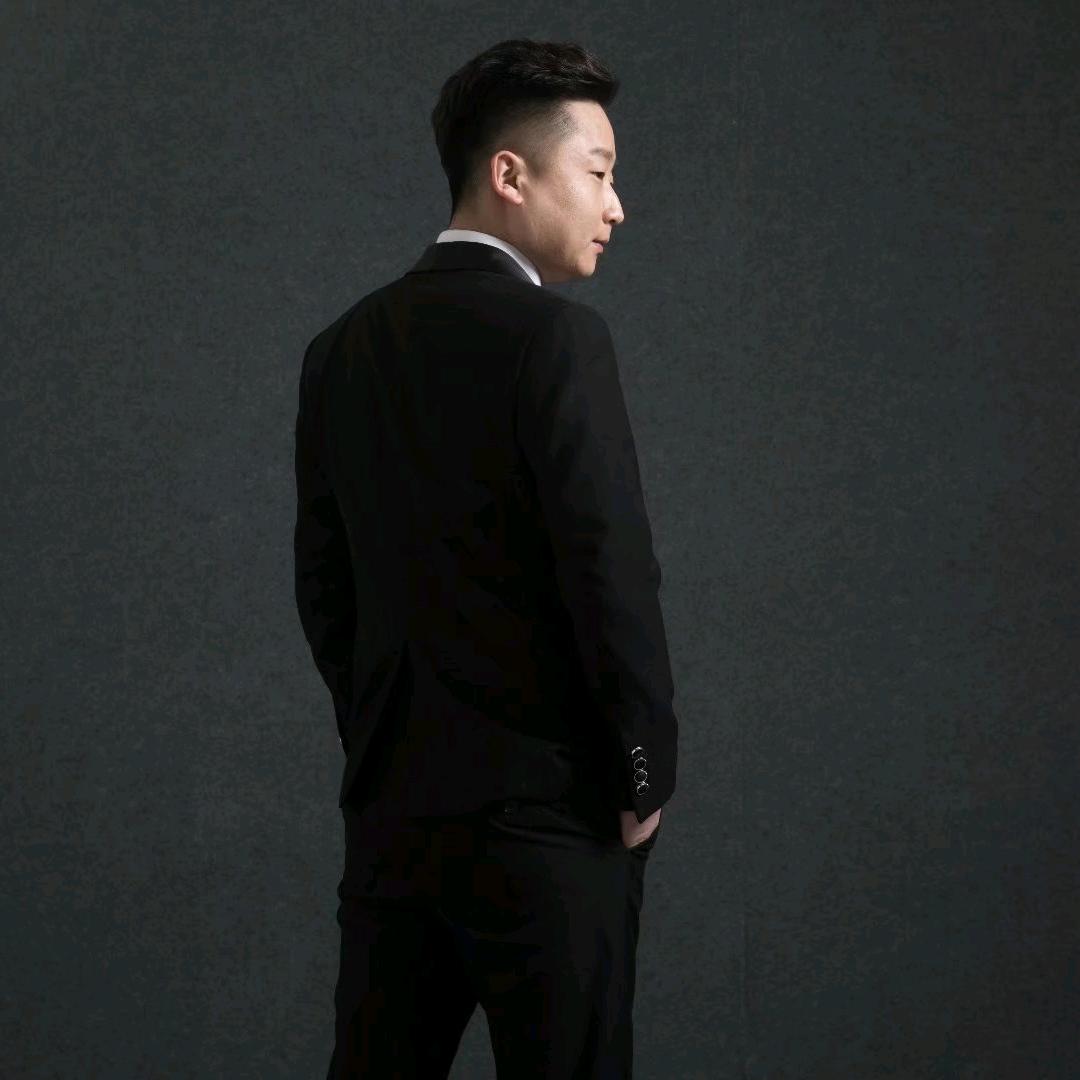 Shuang人(徐)
