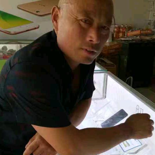 光头一家的快乐生活