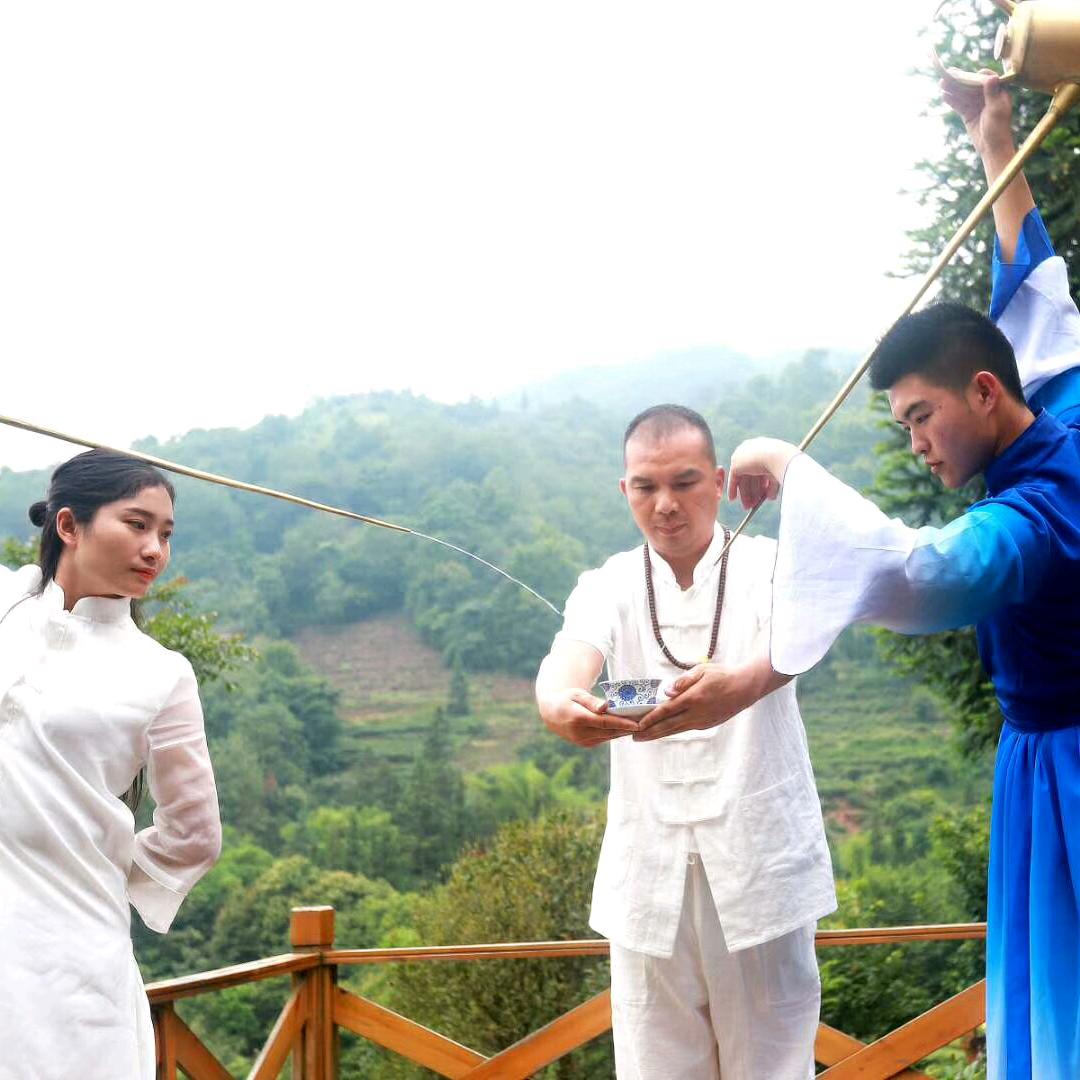 蒋广勇.蒙顶山制茶人