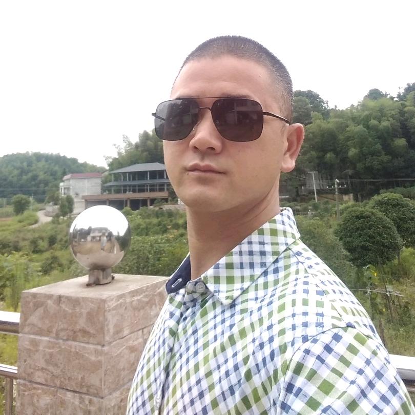 乡村美食厨房（何燎原）