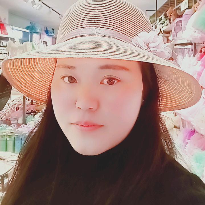 月╰(*´︶`*)╯