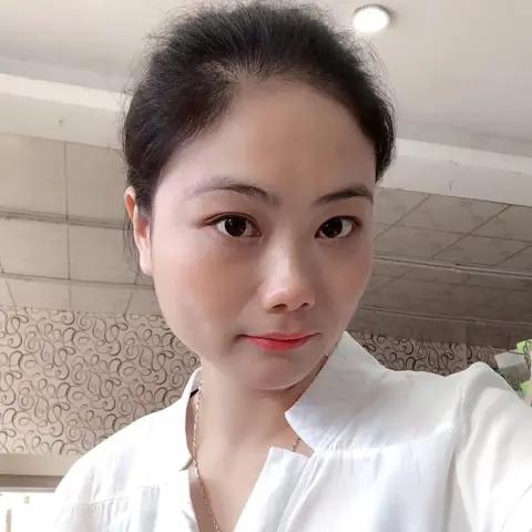 82单纯小女人