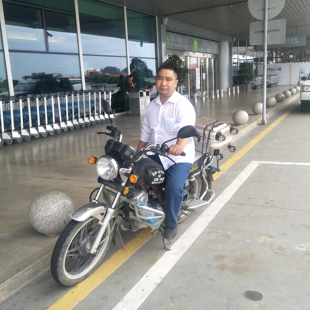 蔡龙打孔