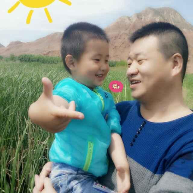 执业兽医胡春荣