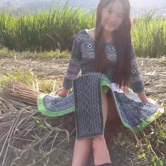 婷雨未眠，偏逢婷雨绵绵