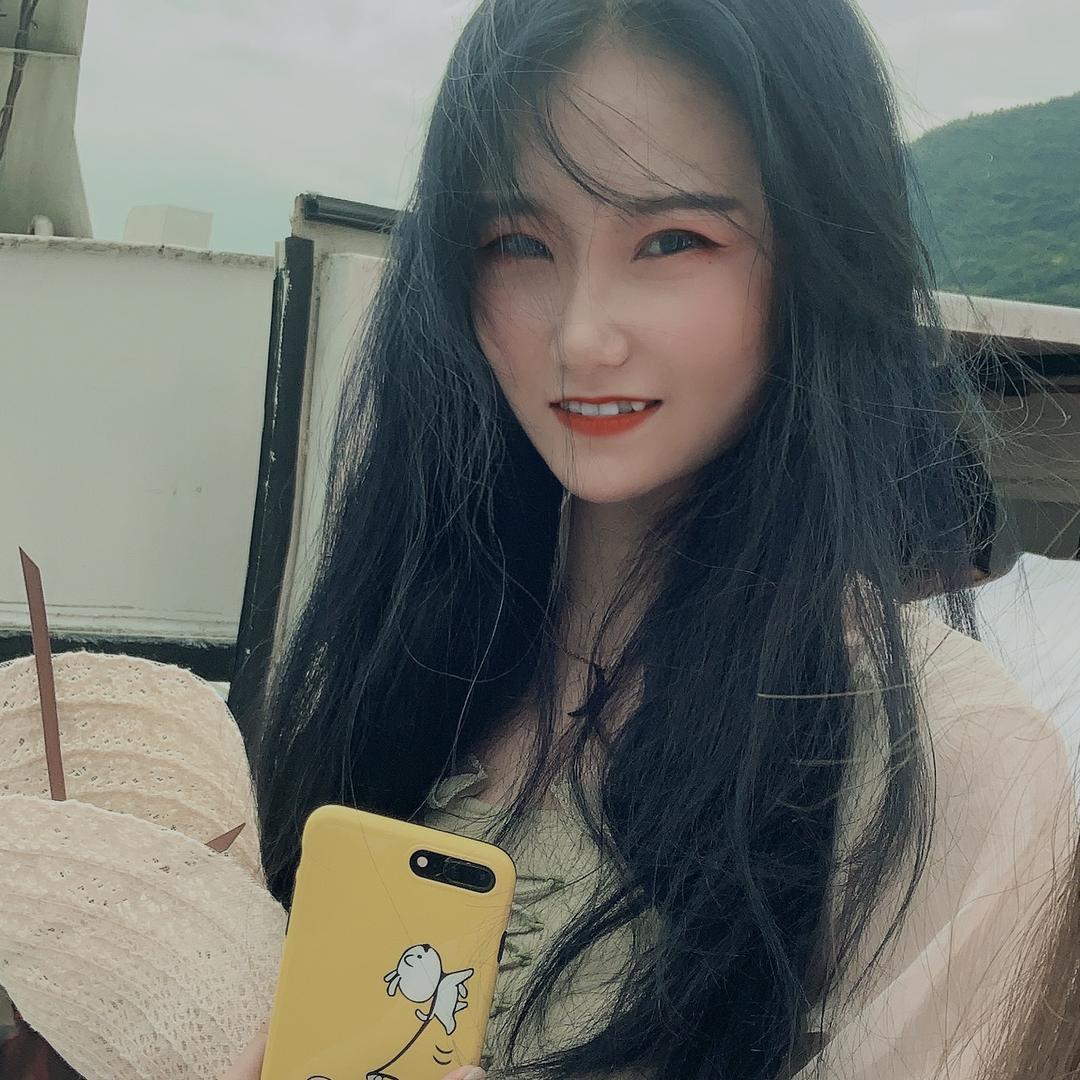 长腿毛的美少女