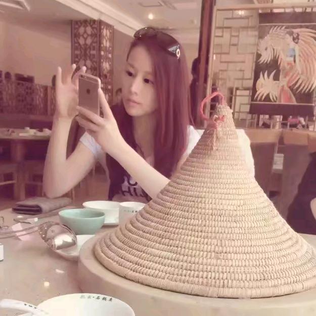 铲屎官^O^