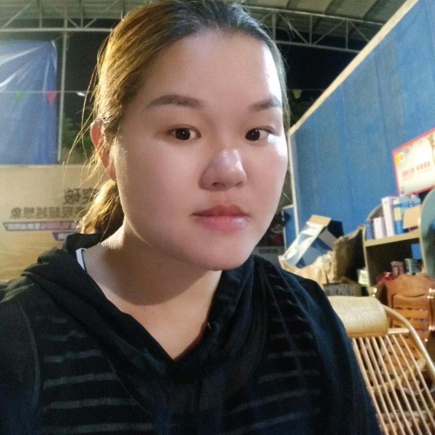 爱尹，晓雪
