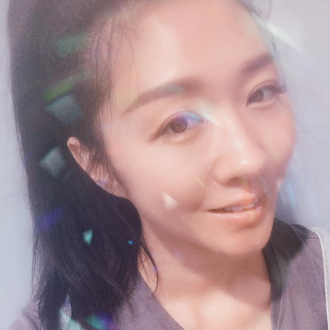 👑是王甜甜呀 👑