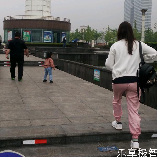 阳光妈咪98321832921