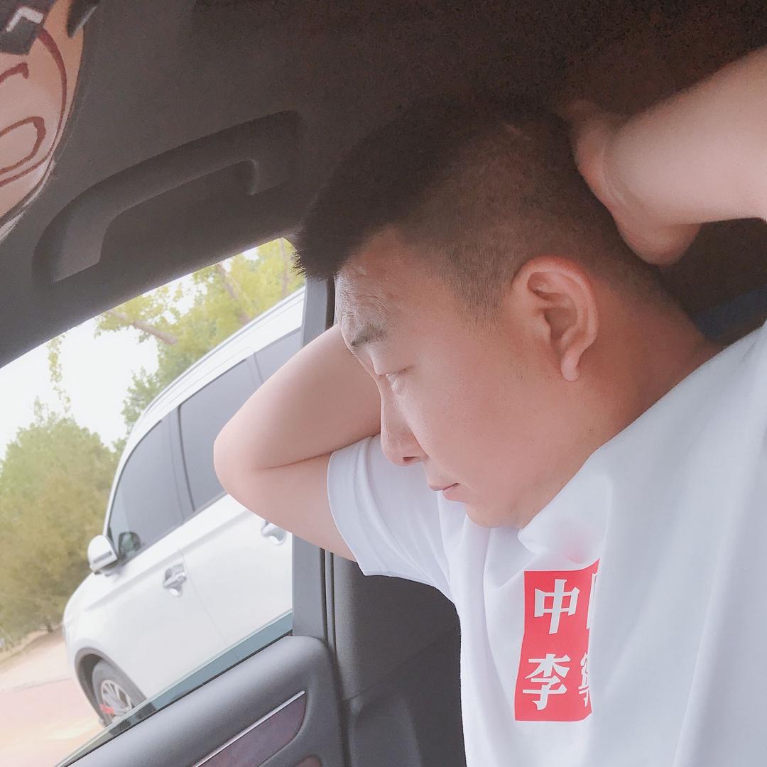 啷哩个啷