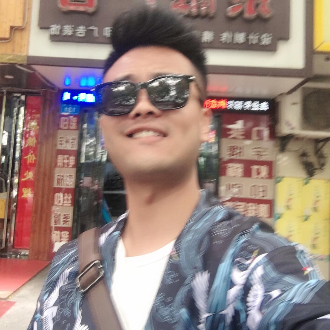秦书皓☀️☀️☀️