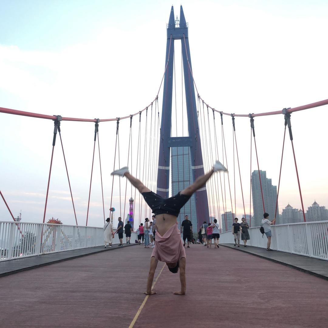 一名教科学的体育老师