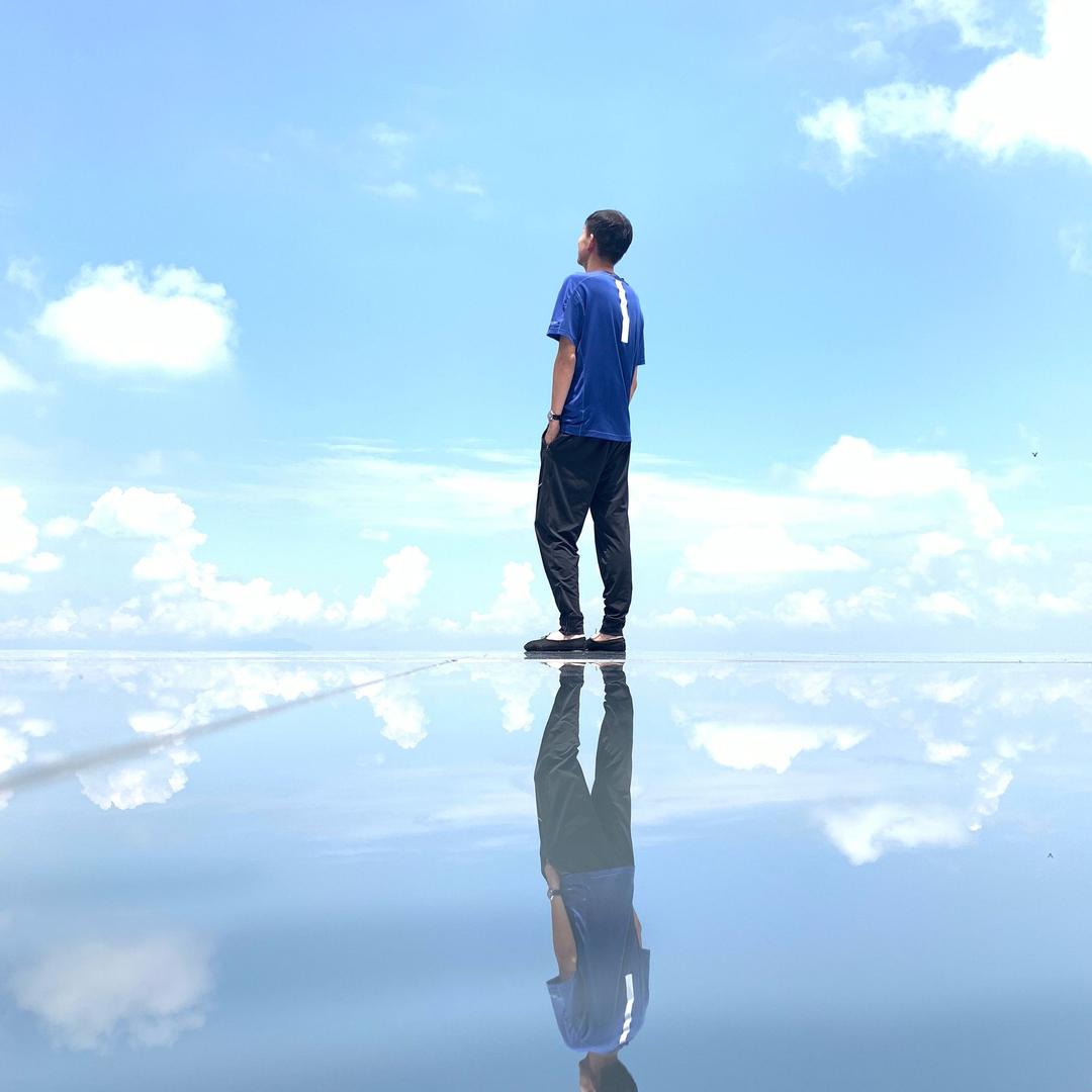 一条不会游泳的鱼