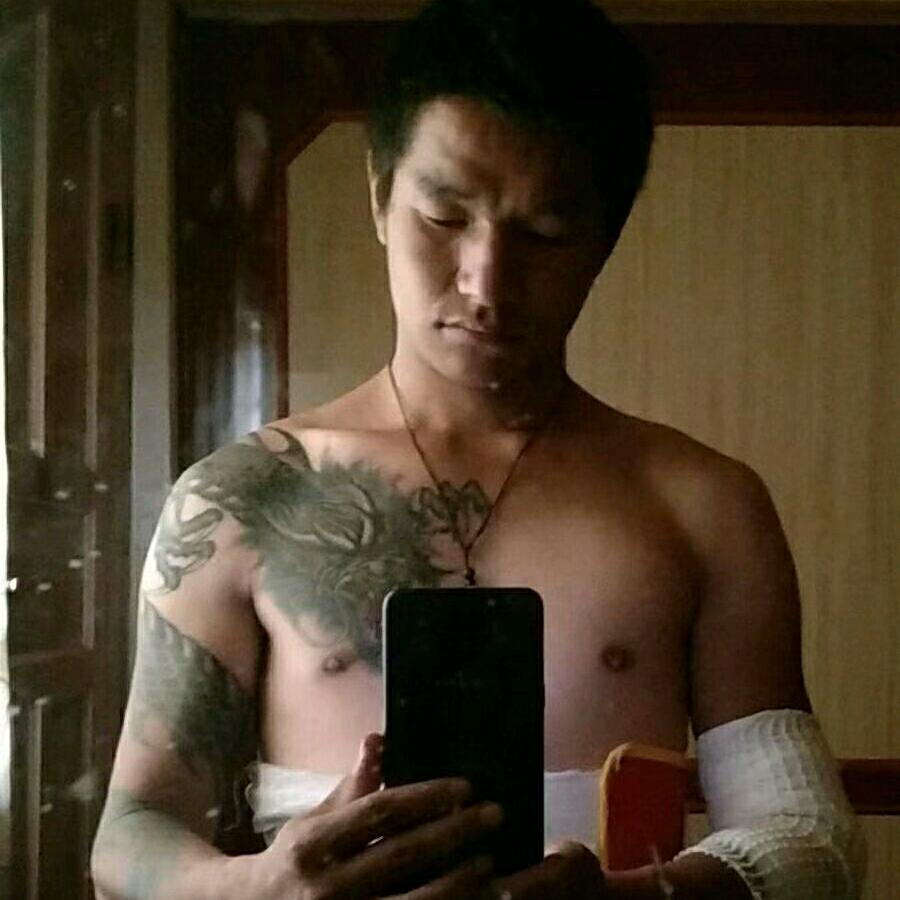 爱李不理