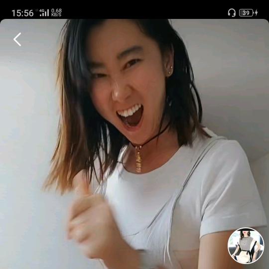 兔牙姐