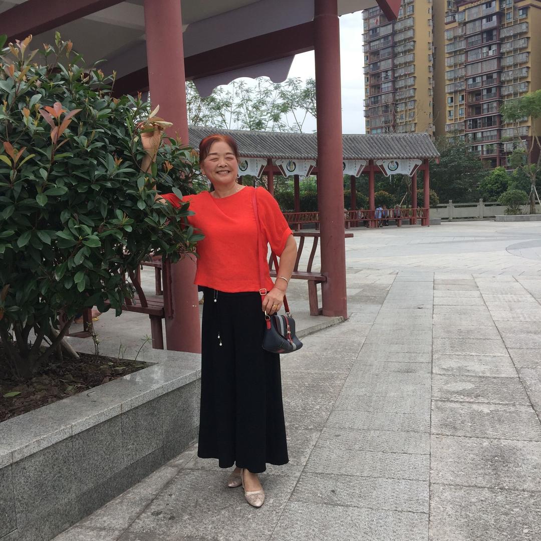 爱跳舞的外婆