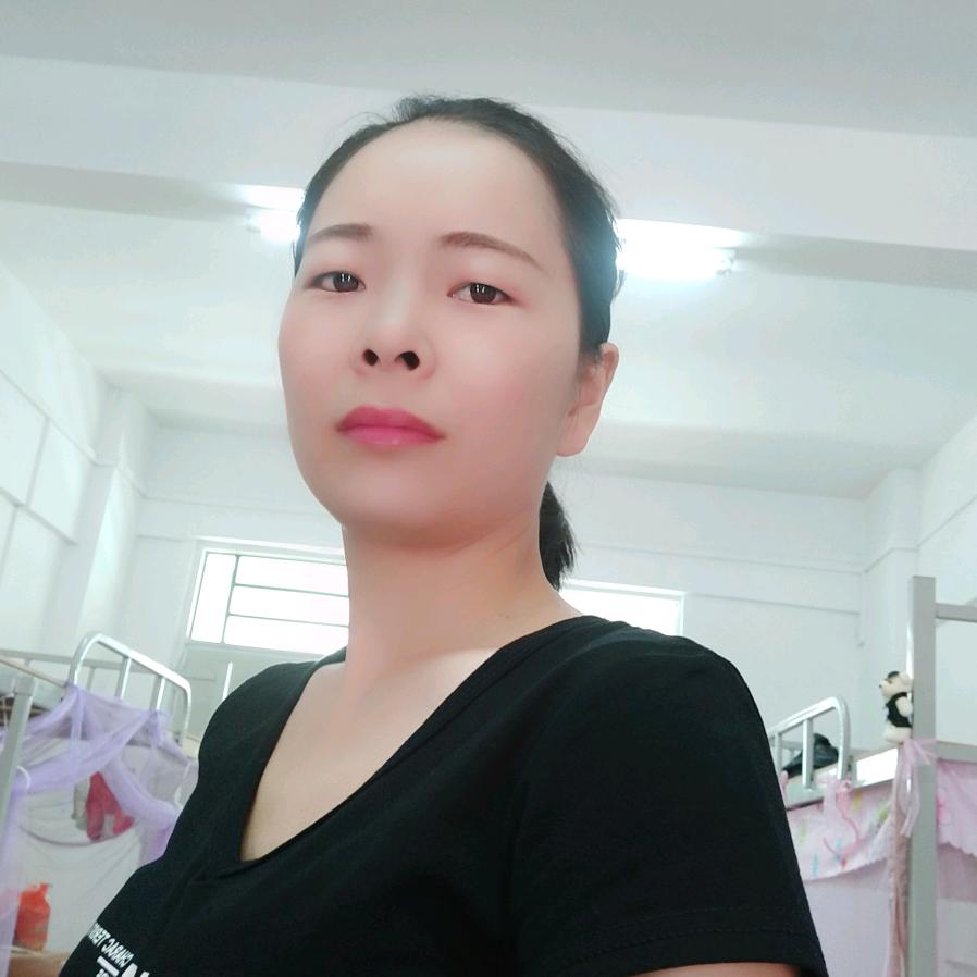 爱音乐的小芹菜