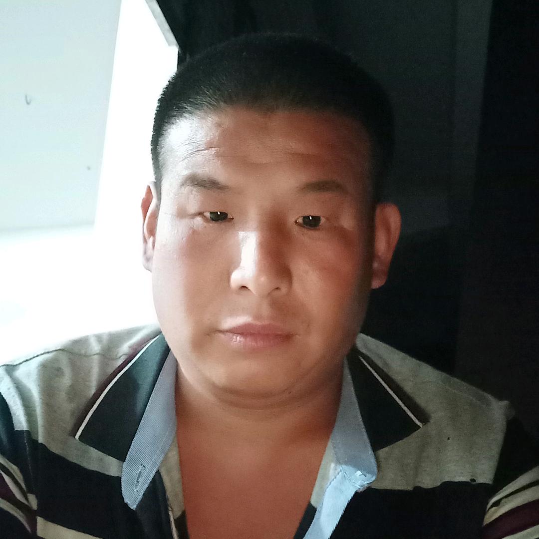 陪你唱歌。