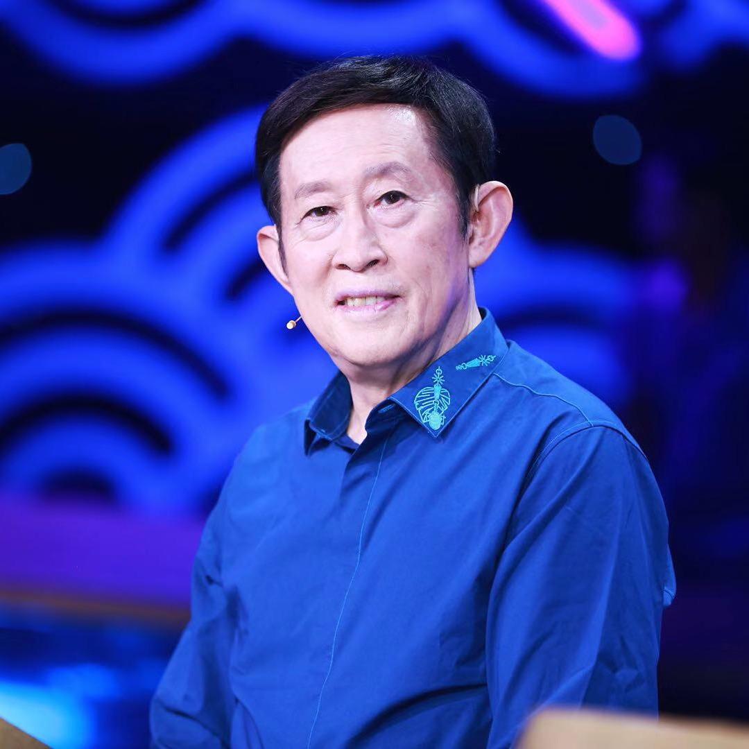 王立群