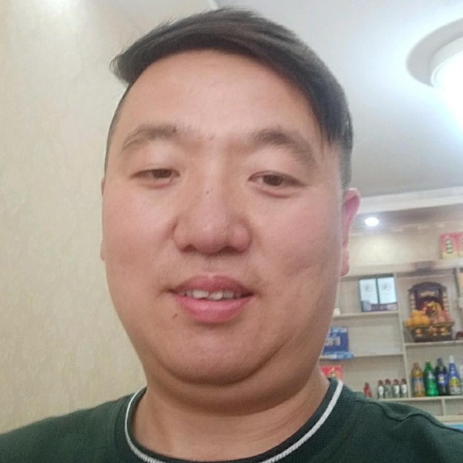 大伟