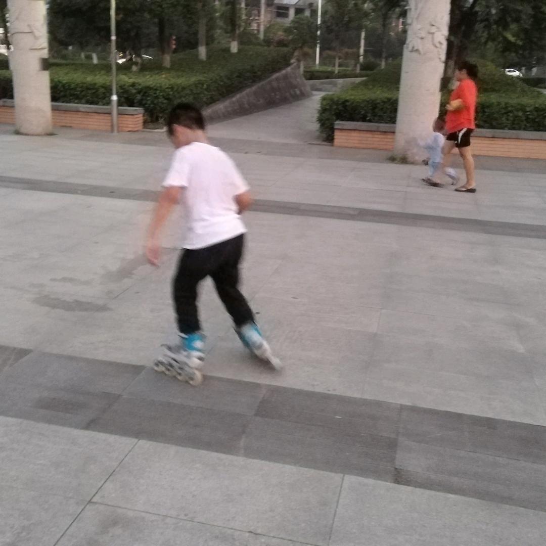 艳梅