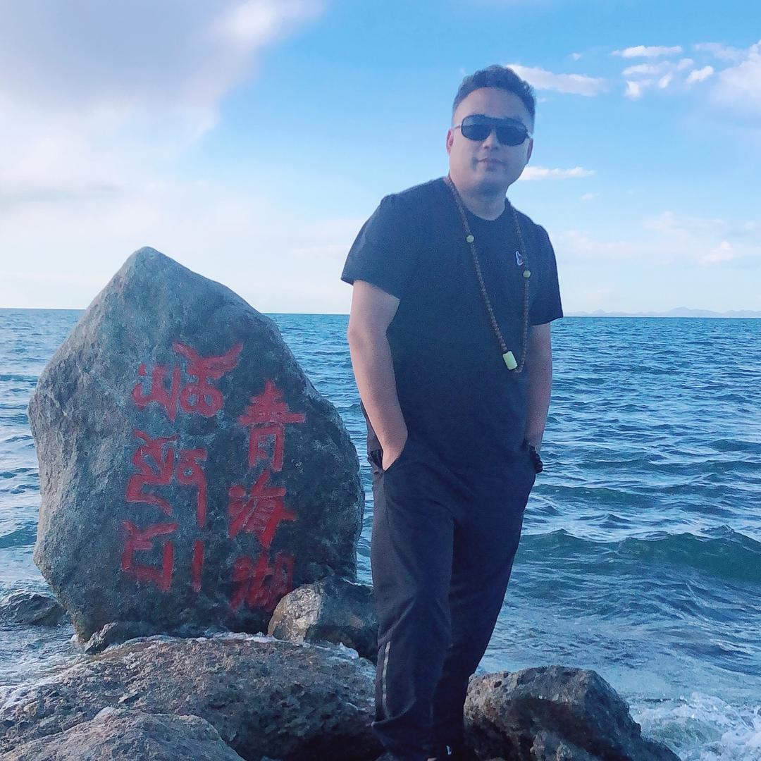 沐光而行🌊🌳