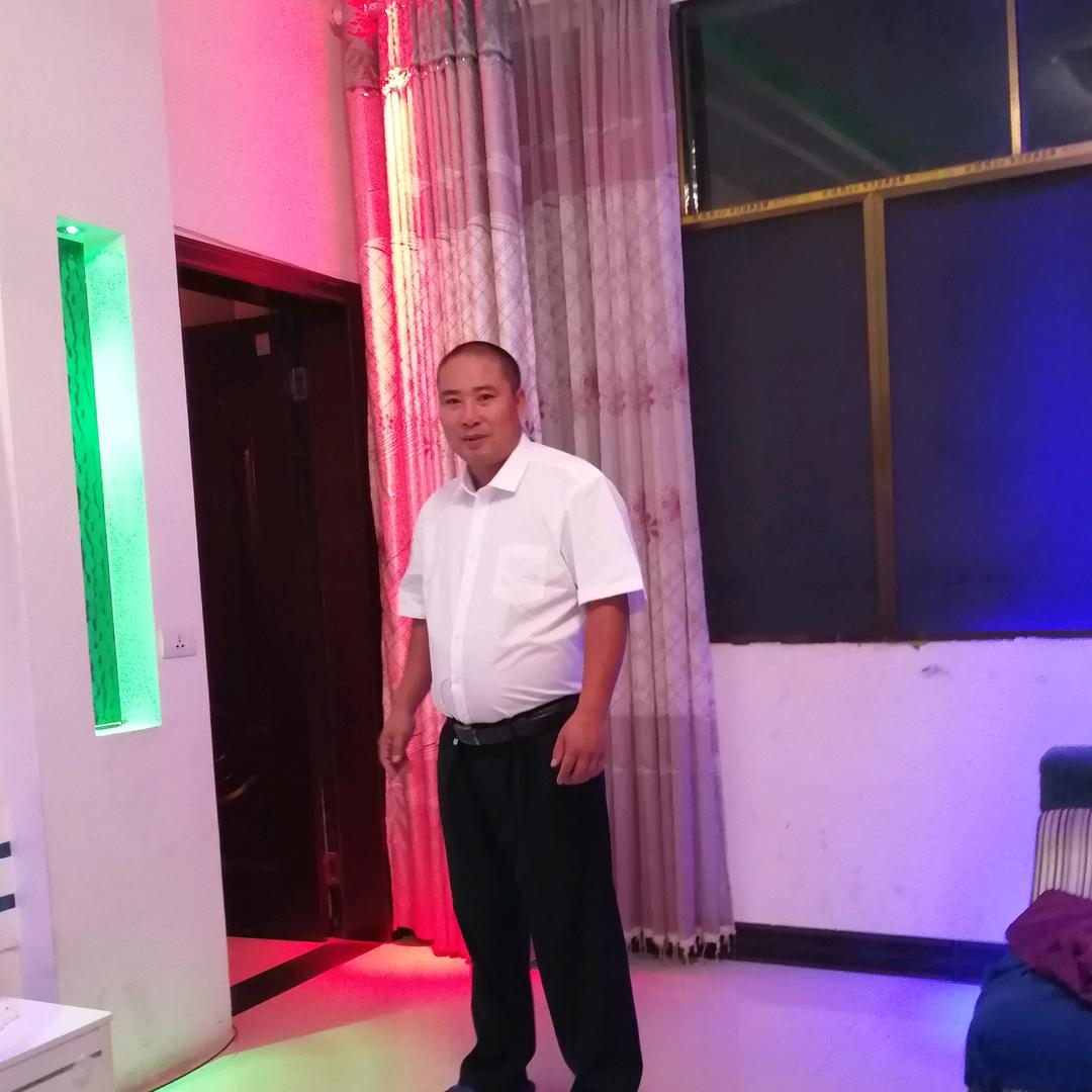 贵阳南明恒沣汽配有限公司（小周)