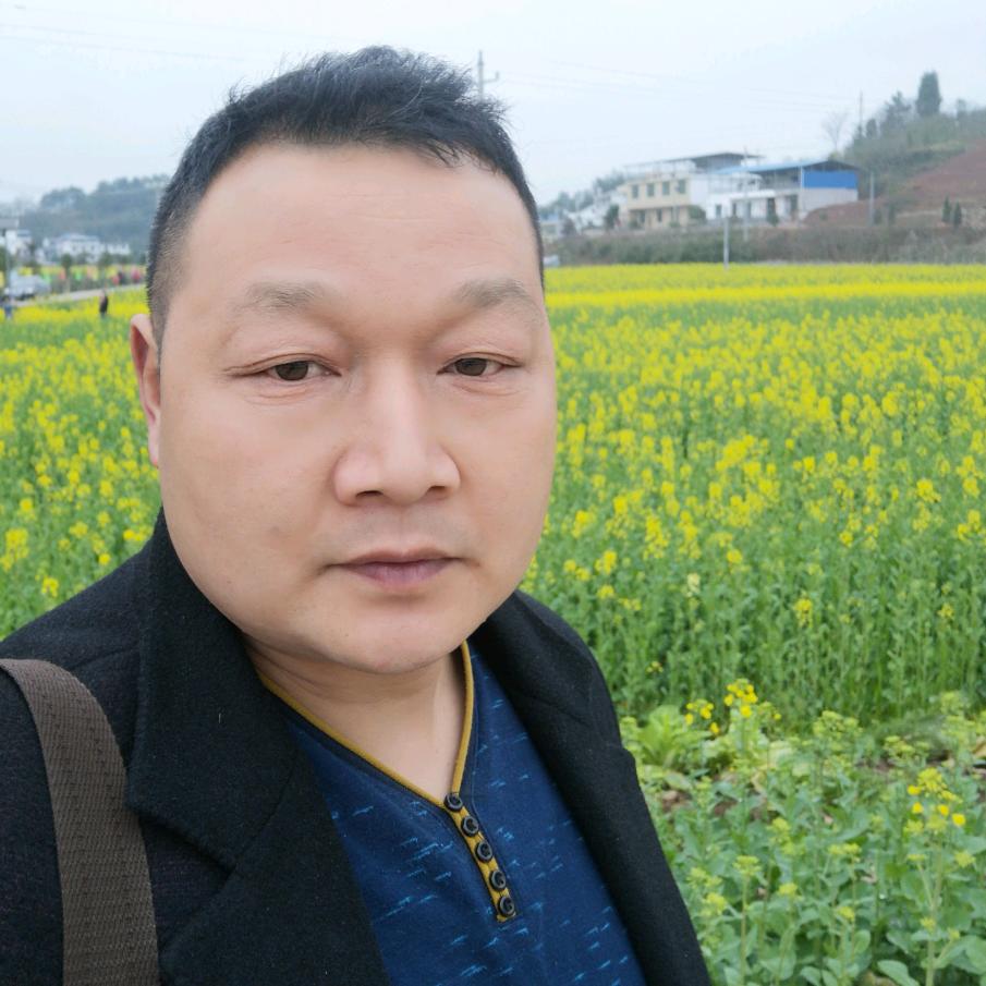 鸡笼雄艺电器张可雄