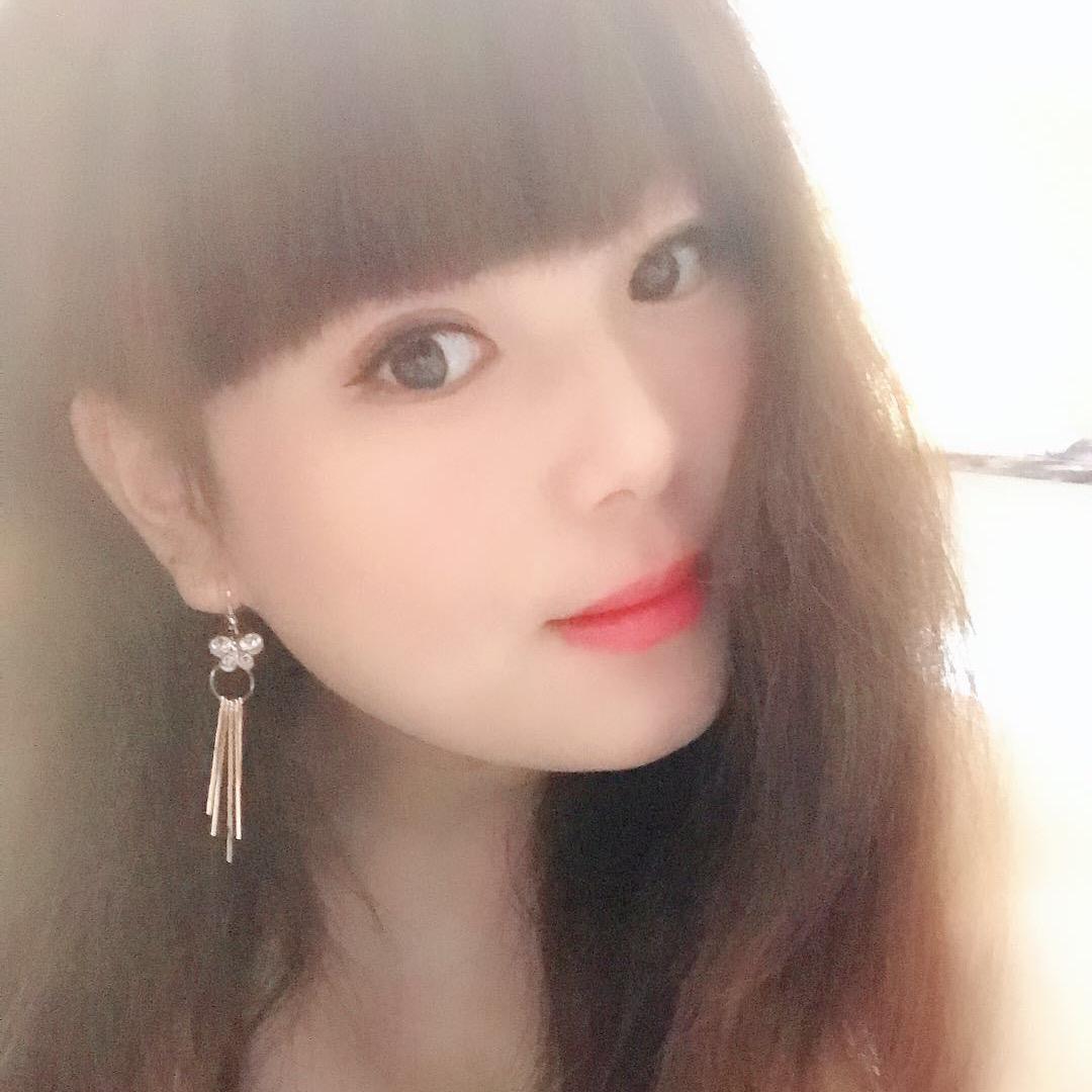 - 情若能自控°