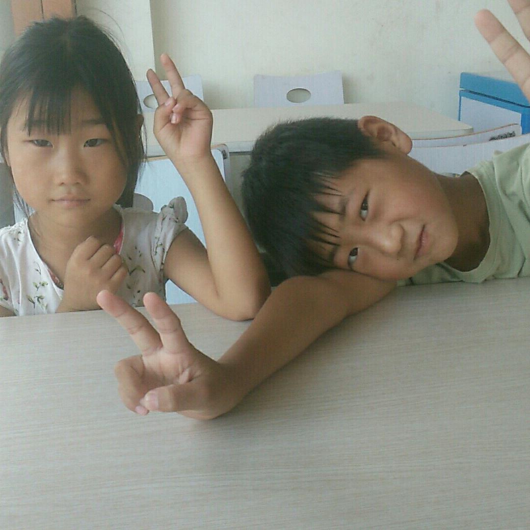 默默
