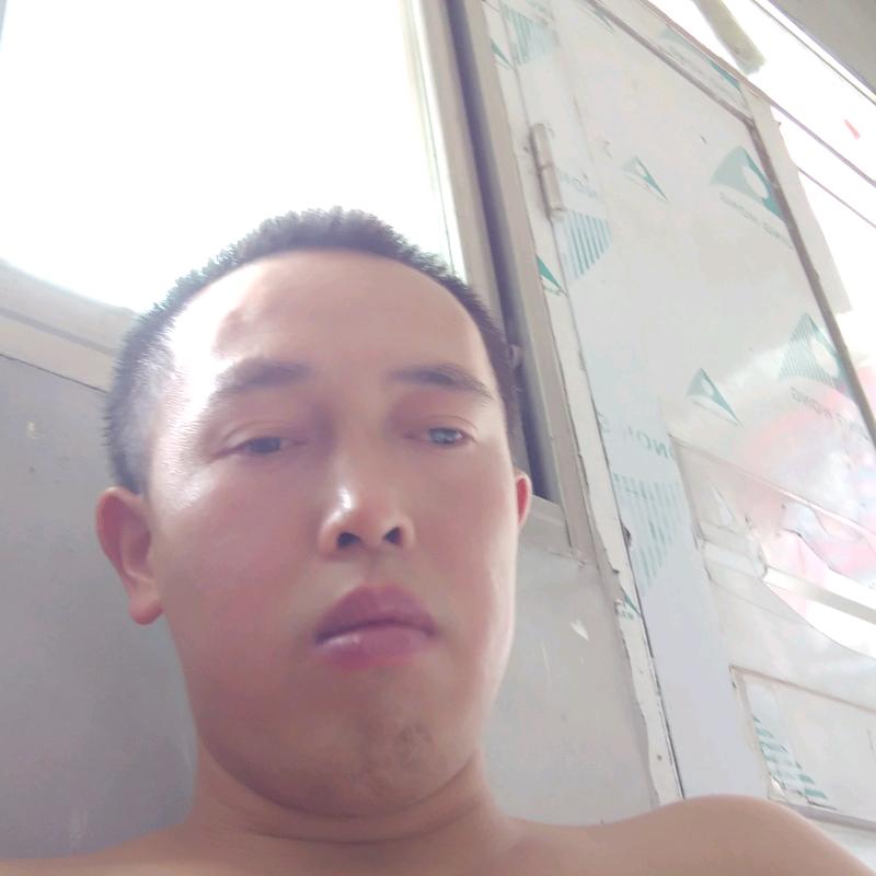 何兴