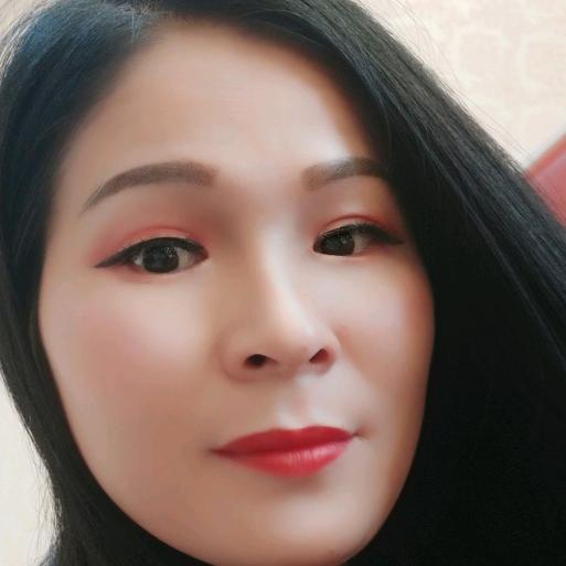 卓诗诗