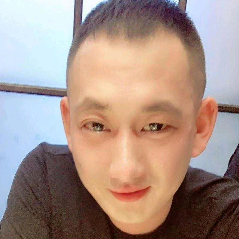 史 大 乐 子，