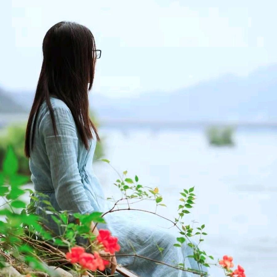 鹤壁啊香晚上8点开播。求大哥守护