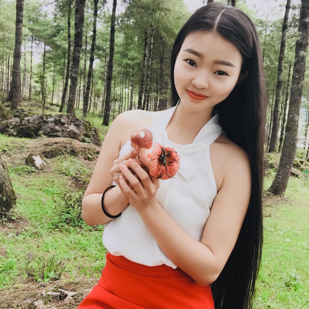 赵美腻吖