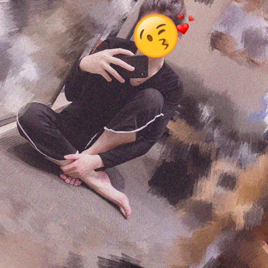 小酒窝😘😘