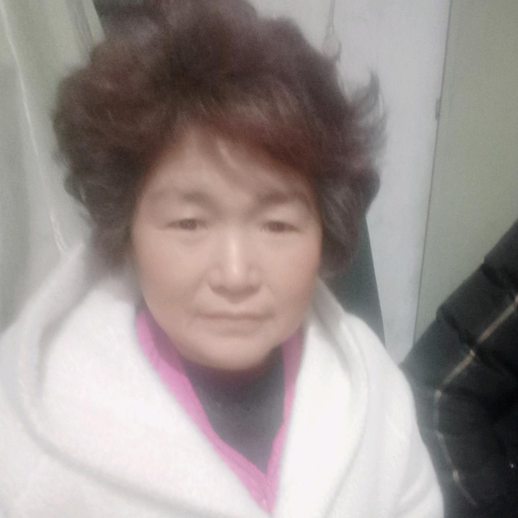 李春霞