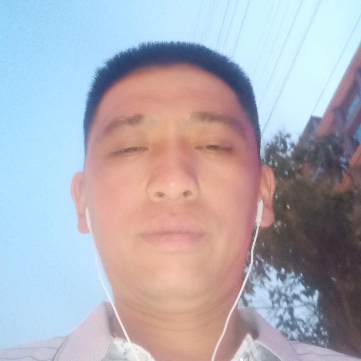 我的快乐在想你。侯？