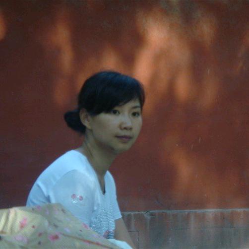 新津依曼丽（新津区模范街88号）