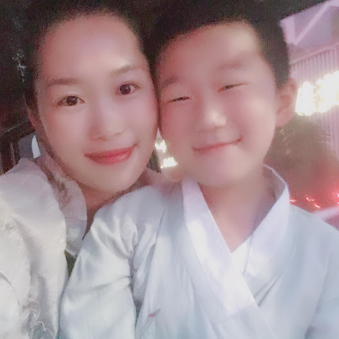 龙泉牵子翱翔工艺玩具